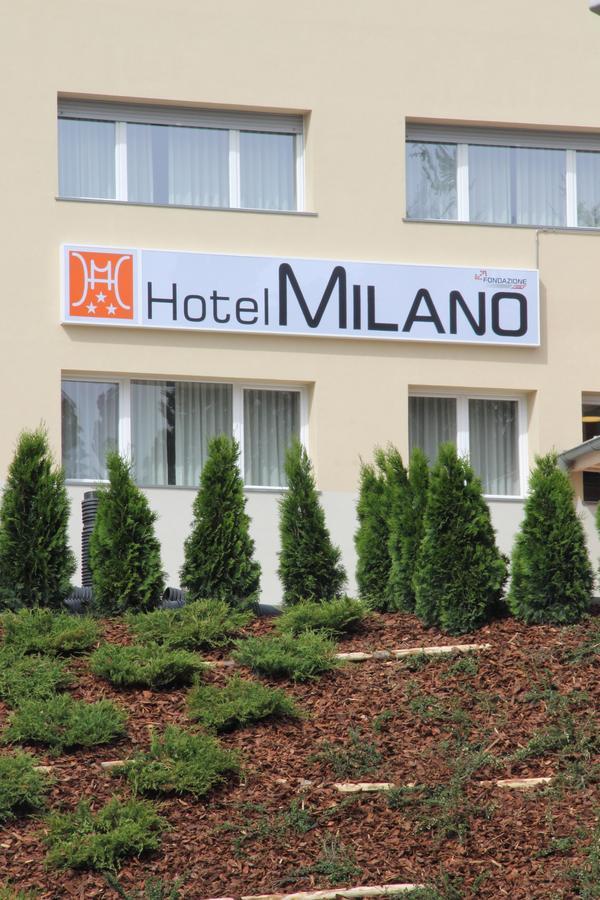 Hotel Milano Fondo Bagian luar foto